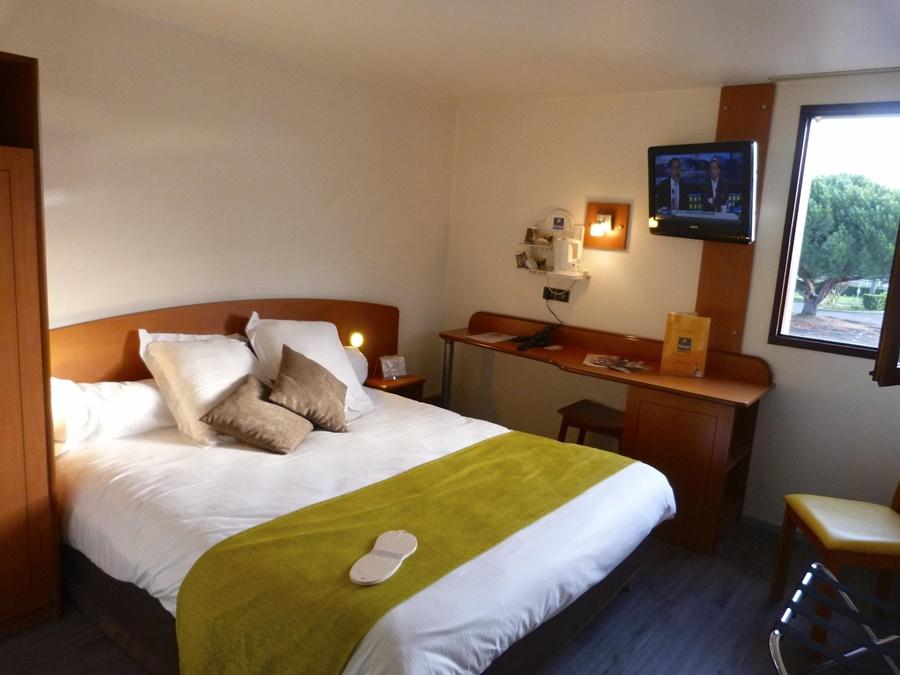 Kyriad Direct Achères Extérieur photo